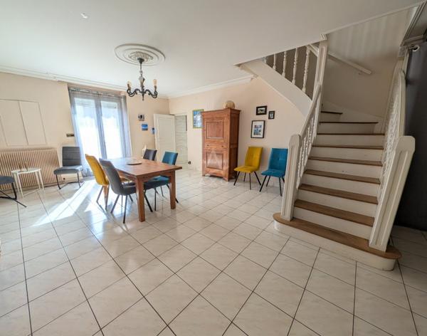 Maison 5 chambres avec garage