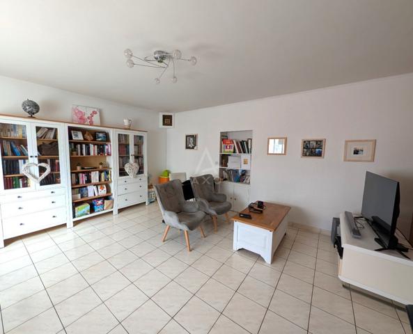 Maison 5 chambres avec garage