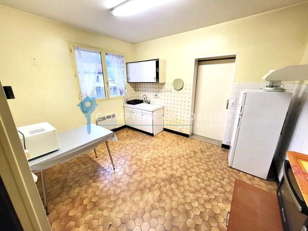 Maison 6 pièce(s) 5 chambre(s) 141 m²
