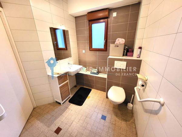 Maison 6 pièce(s) 5 chambre(s) 141 m²