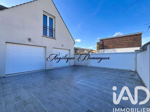 Maison à vendre 10 pièces 242 m² Mézières-sur-Seine