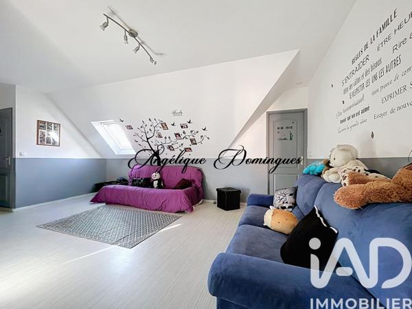 Maison à vendre 10 pièces 242 m² Mézières-sur-Seine