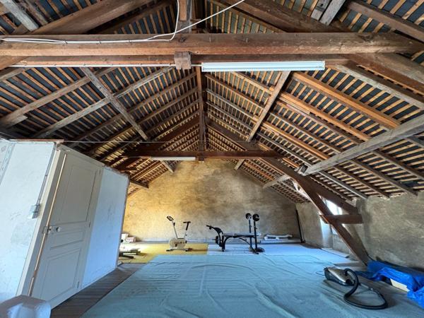 Maison à vendre à Argenton-sur-Creuse dans l'Indre (36200), ref : 037/2693