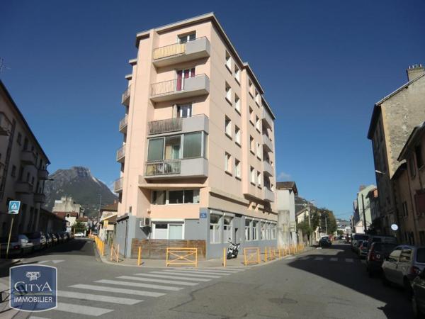 Location appartement Grenoble (38) 2 pièces 52.99m²