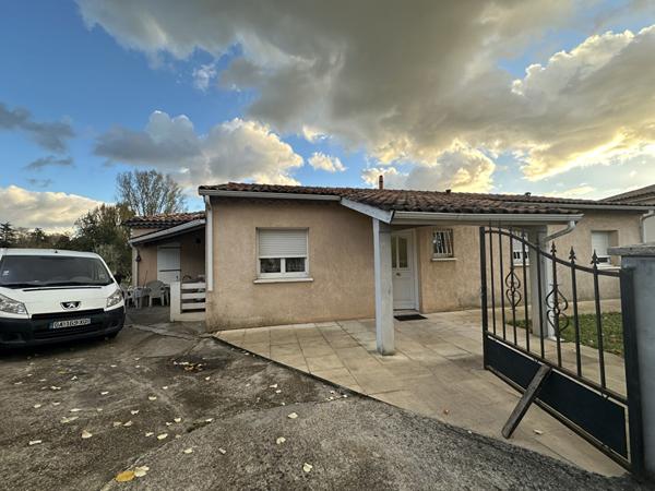 Maison Lormont - 4 Pieces - 3 Chambres - Sous sol Complet à aménager - Terrasse - Jardin