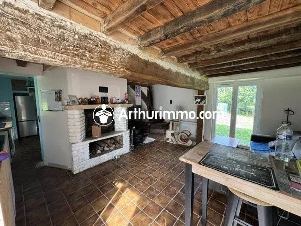 Vente                                                      Maison
                        
                     4 pièces                      90 m2                     à La Ferrière-Aux-Étangs