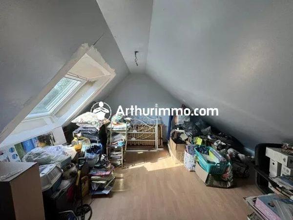 Vente                                                      Maison
                        
                     4 pièces                      90 m2                     à La Ferrière-Aux-Étangs