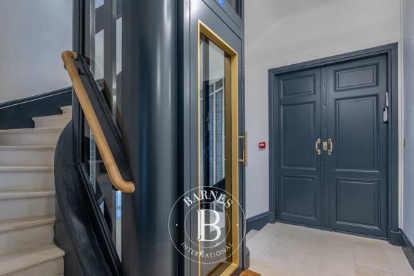 Paris 7ème, Appartement 3 Chambres -  118 m² à vendre