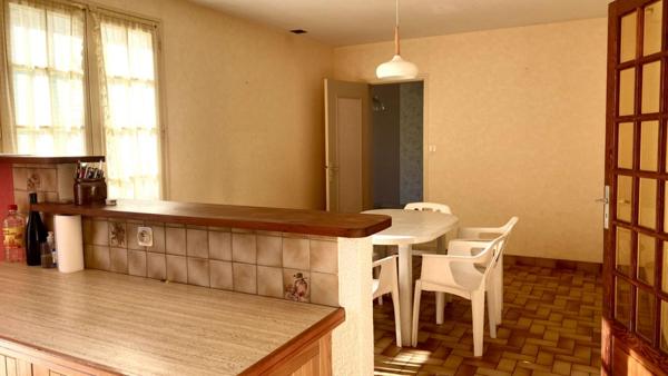 Maison Saint Gelais (79410) 6 pièce(s) 150 m2