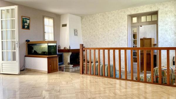 Maison Saint Gelais (79410) 6 pièce(s) 150 m2