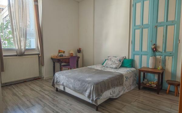 Maison à vendre    3 pièces • 79,05 m2 Vénissieux