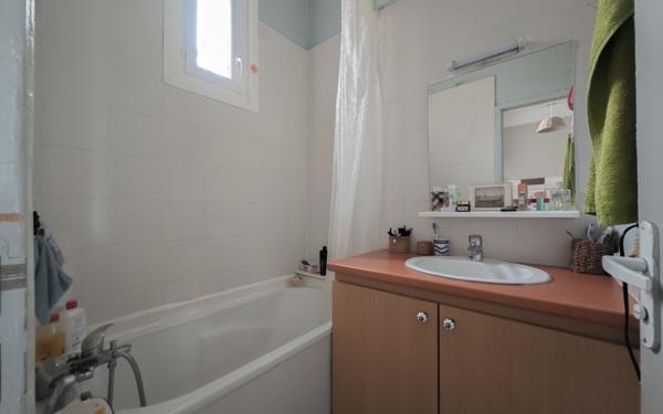 Maison à vendre    3 pièces • 79,05 m2 Vénissieux