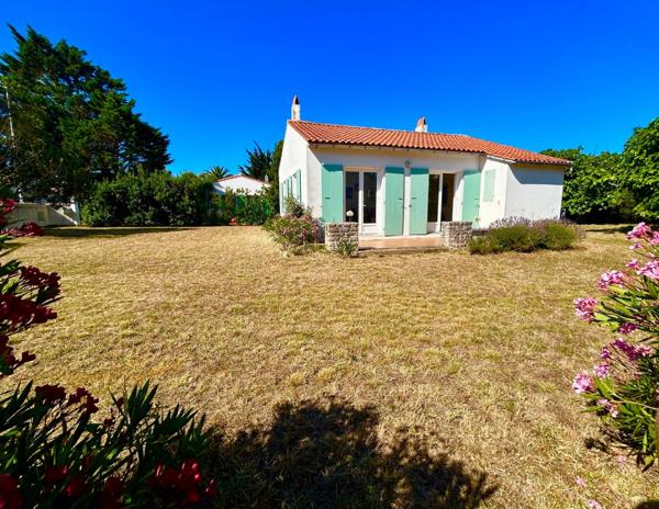Situé à 180 m de la plage à Saint-Denis-d’Oleron