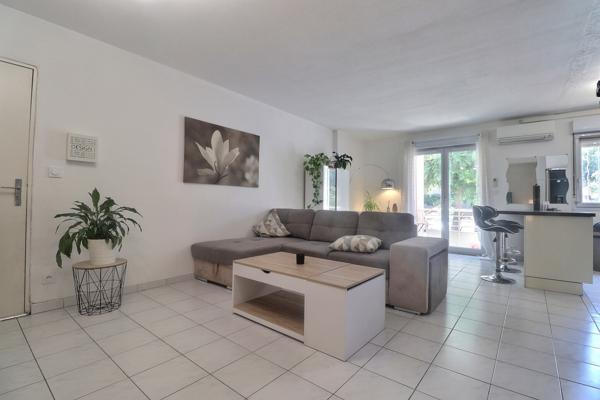 Marseille (13004) Marseille 4ième au calme, joli T4 lumineux avec balcon !