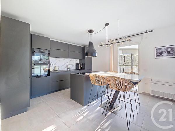 Appartement T3 à vendre  3 pièces - 60 m2 MARSEILLE - 13009