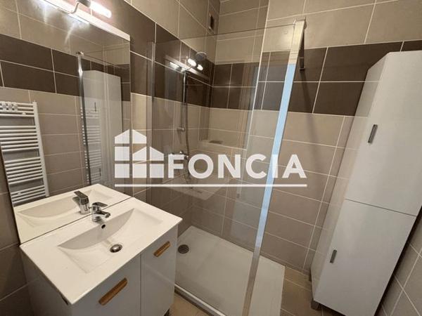 Location Appartement 5 pièces 106.19 m² - 8 RUE ELIE ROCHETTE Lyon 69007