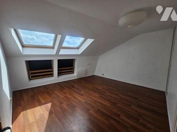 SUPERBE TYPE 3 CENTRE