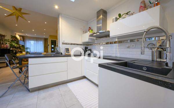 Maison à vendre    4 pièces •  Pérenchies