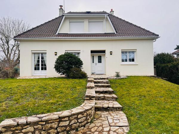 Maison Villebarou 6 pièce(s).