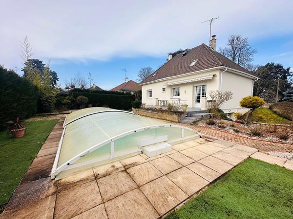 Maison Villebarou 6 pièce(s).