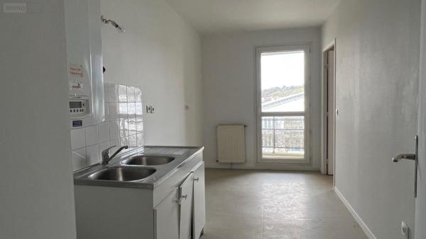 Appartement ancien à vendre à Évreux dans l'Eure (27000), ref : S018   
EVREUX PASTEUR