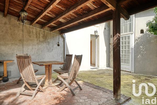 Demeure 11 pièces de 253 m² à Le Vésinet (78110)