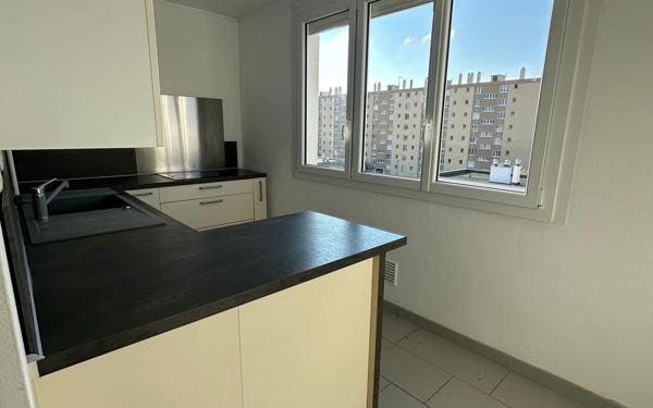 Appartement à vendre    2 pièces • 44 m2 Amiens