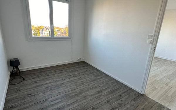 Appartement à vendre    2 pièces • 44 m2 Amiens
