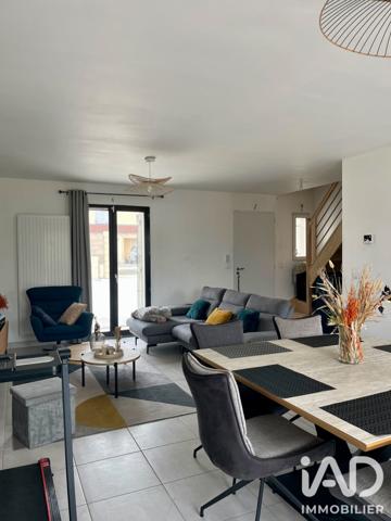 Maison à vendre 5 pièces 93 m² Courpalay