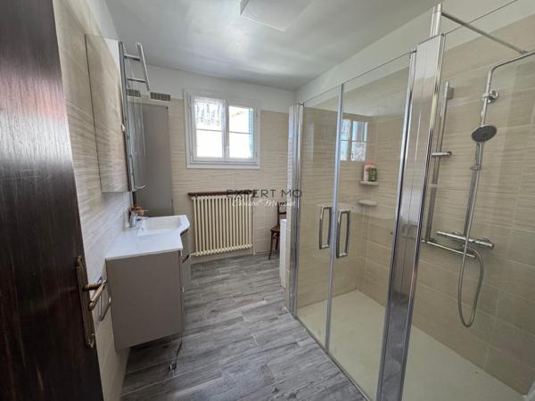 Villiers-sur-Morin (77580) Maison indépendante sur sous sol total