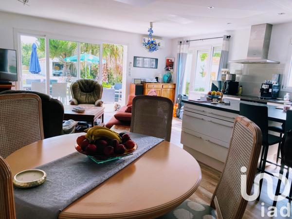 Maison à vendre 6 pièces 141 m² Le Château-d'Oléron