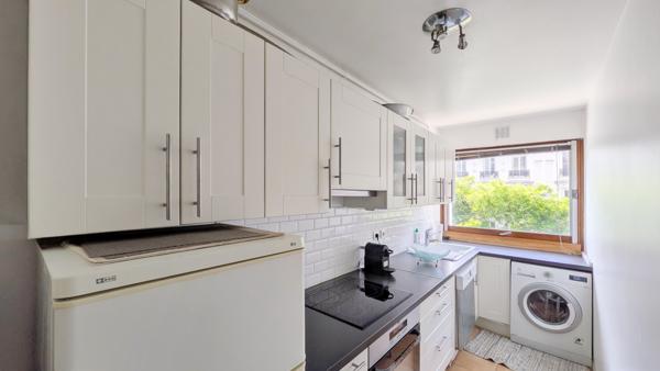Appartement
         3 pièces
        - 65 m² Exclusivité 600 000 € *