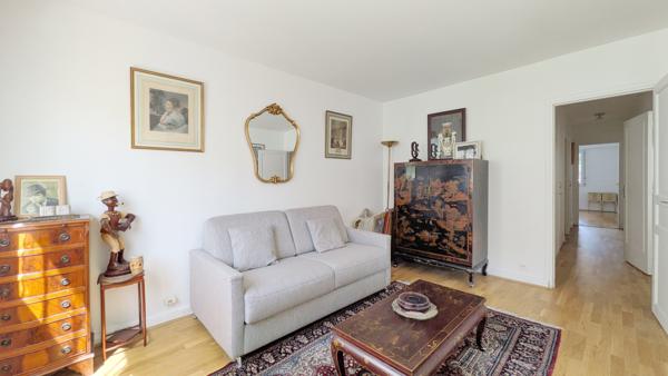Appartement
         3 pièces
        - 65 m² Exclusivité 600 000 € *