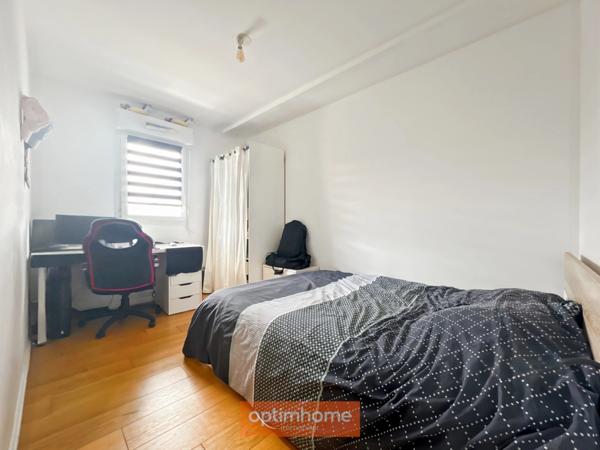 Vezin-le-Coquet – T4 lumineux avec entrée indépendante et parking en sous-sol sécurisé