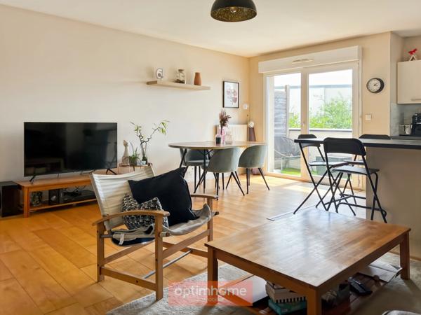 Vezin-le-Coquet – T4 lumineux avec entrée indépendante et parking en sous-sol sécurisé