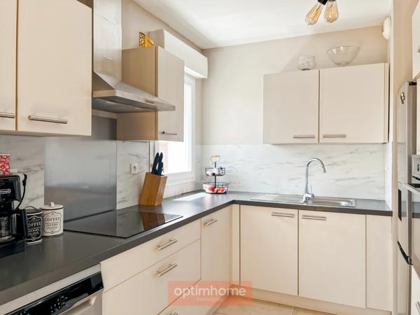 Vezin-le-Coquet – T4 lumineux avec entrée indépendante et parking en sous-sol sécurisé