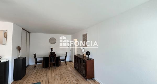 Location Appartement meublé 2 pièces 49.27 m² - Paris 75016