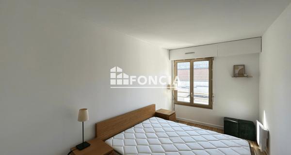 Location Appartement meublé 2 pièces 49.27 m² - Paris 75016