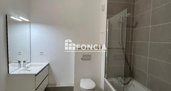 Location Appartement 2 pièces 44 m² - Châtenay-malabry 92290