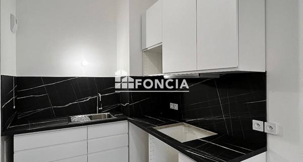 Location Appartement 2 pièces 44 m² - Châtenay-malabry 92290