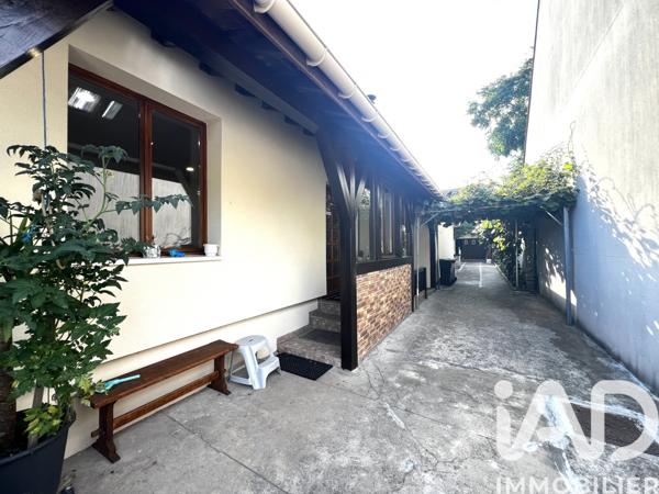 Maison à vendre 6 pièces 90,79 m² Savigny-sur-Orge