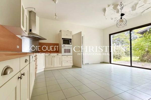 À vendre Urrugne - Villa d'architecte sur un terrain d'un hectare