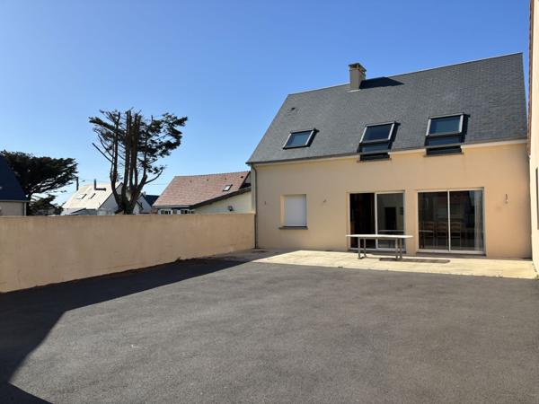 Vente Maison102 m² - 4 Pièces - SAINT GERMAIN SUR AY (50430)