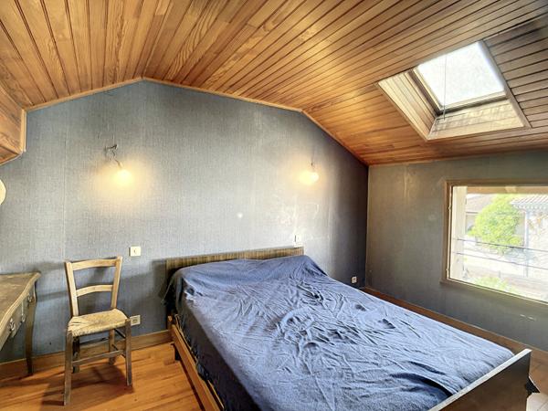 A vendre Immeuble de rapport avec maison T5, Local commercial et appartement