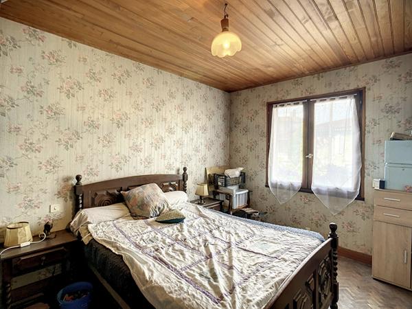 A vendre Immeuble de rapport avec maison T5, Local commercial et appartement