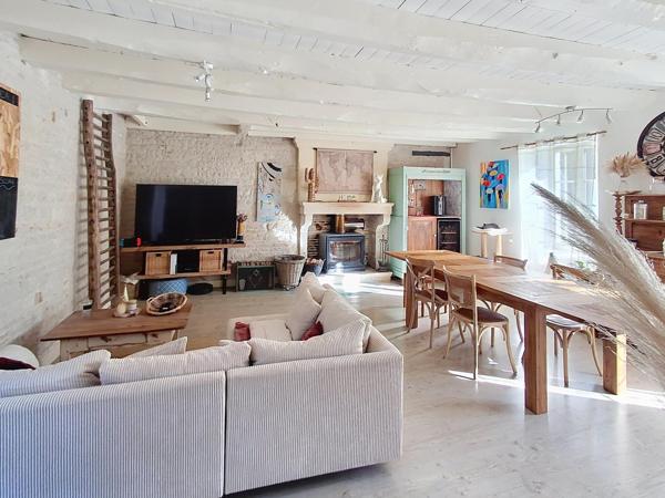 Maison en pierre 3 chambres et garage