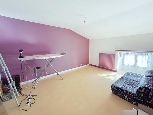 Maison en pierre 3 chambres et garage