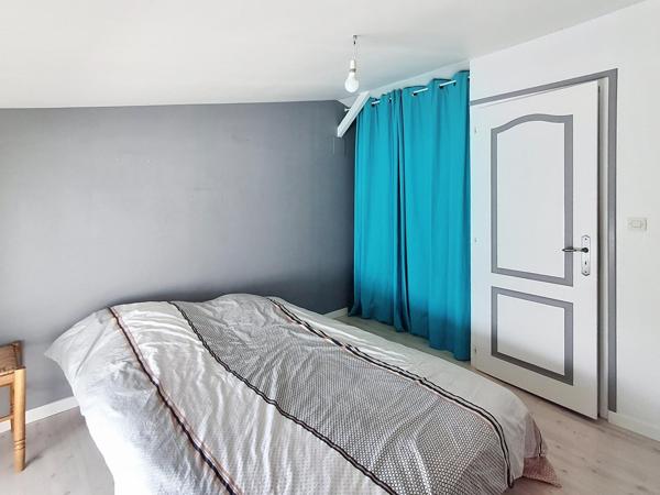 Maison en pierre 3 chambres et garage