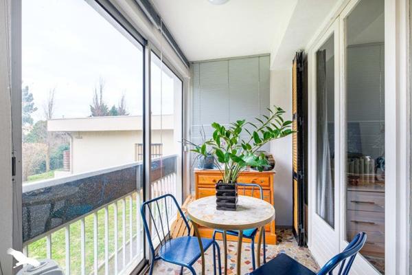 Appartement à vendre |                                       Vénissieux |                                        3 pièces  |  65 m²