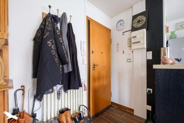 Appartement à vendre |                                       Vénissieux |                                        3 pièces  |  65 m²